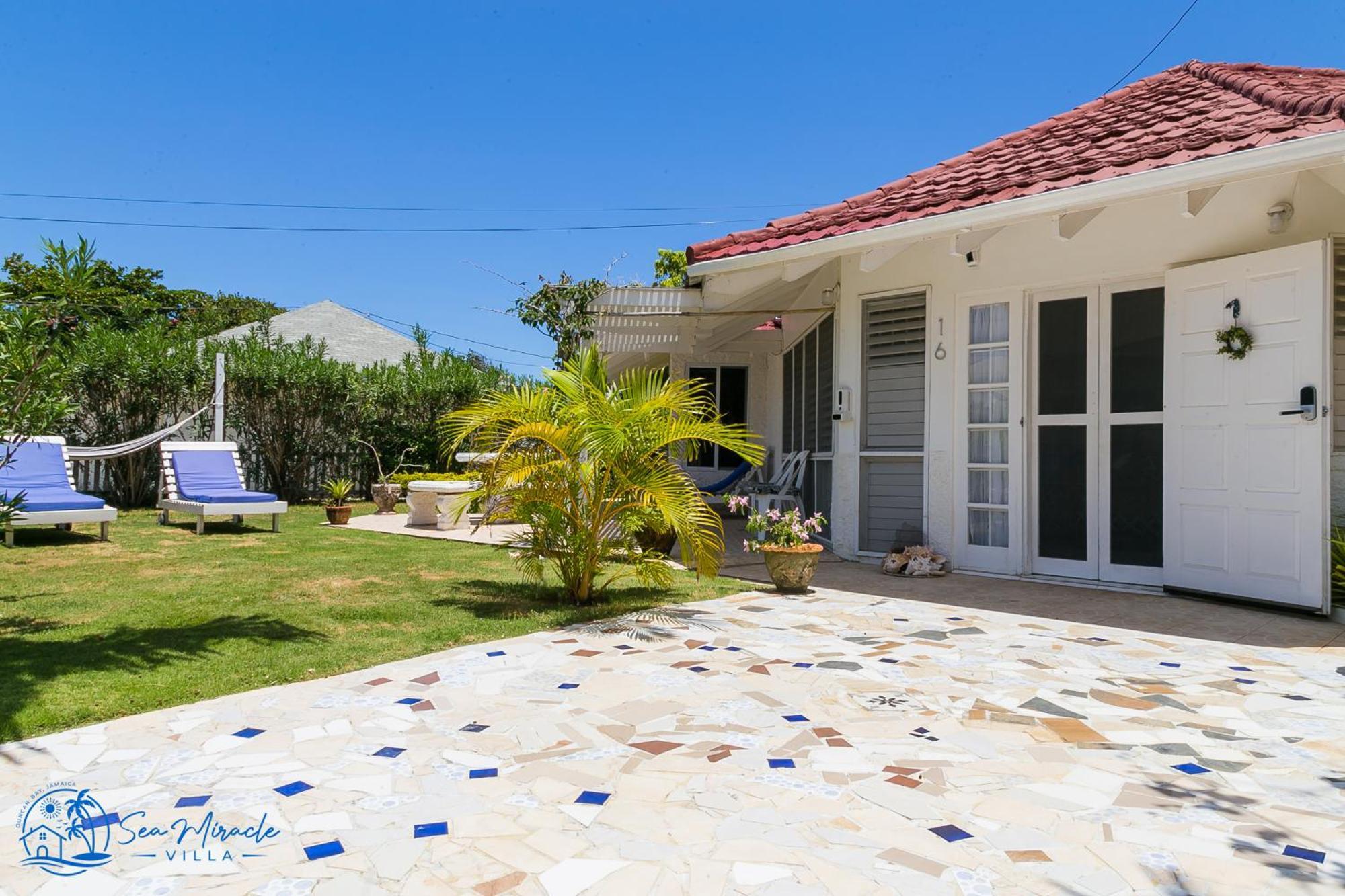 Sea Miracle Villa/Beach Cottage Silver Sands Exteriér fotografie