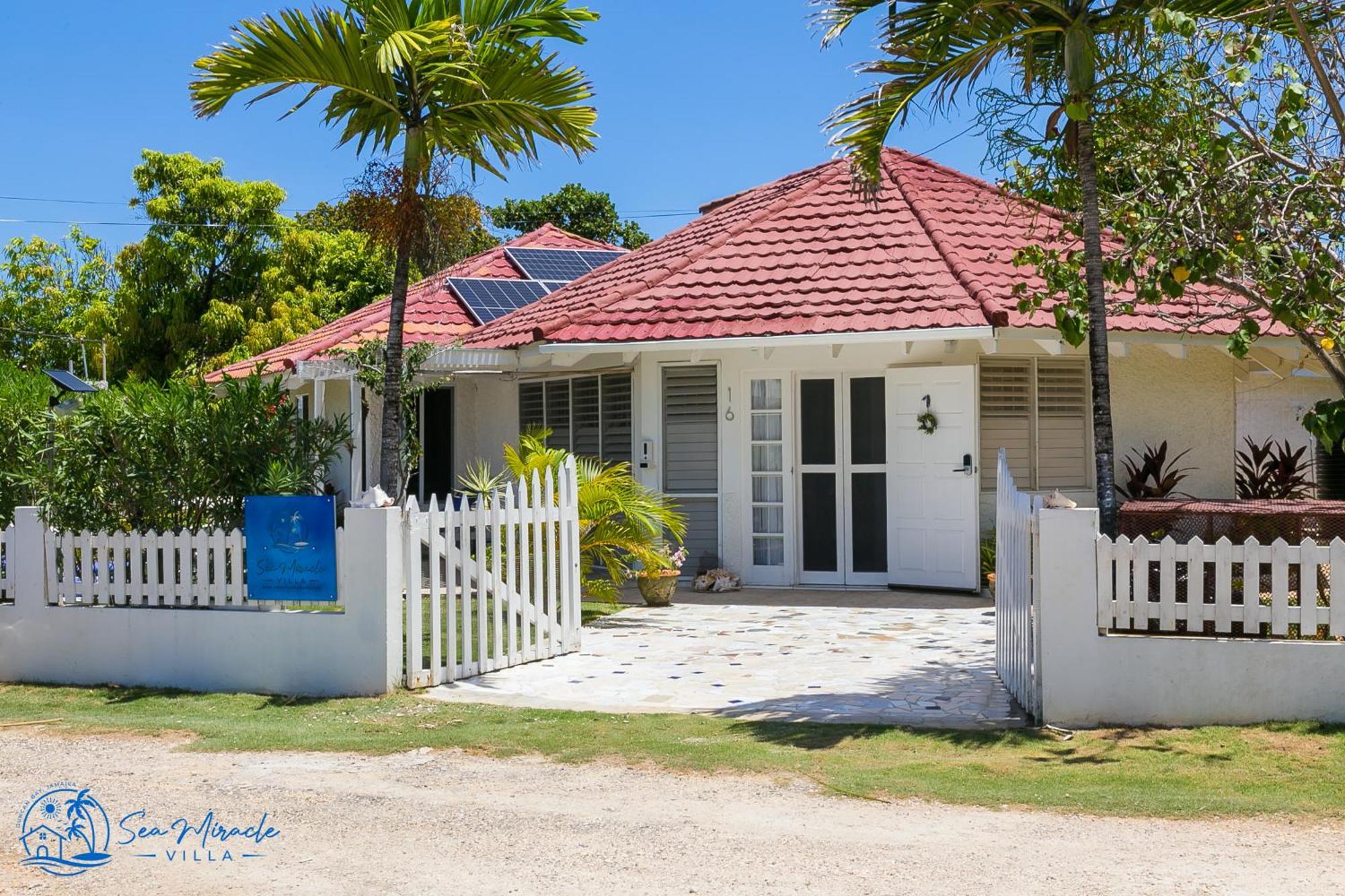 Sea Miracle Villa/Beach Cottage Silver Sands Exteriér fotografie